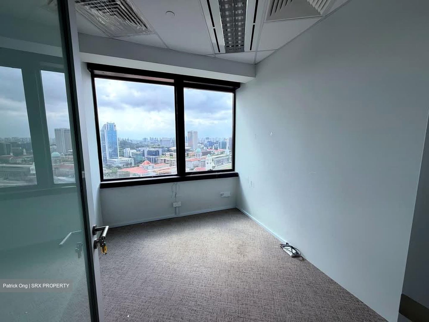 Chartered Bank Building (D1), Office #639243271
